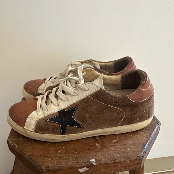 Golden Goose mauve and navy sneakers - Picture 4 of 7